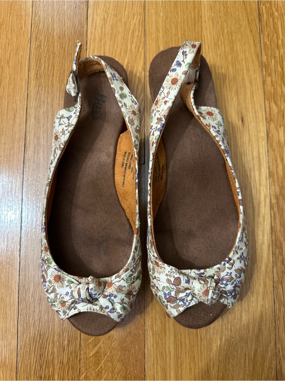 Bass Cream Floral Peep-Toe Slingback Flats Size 6